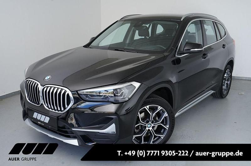 Schwarz Gebraucht 2022 BMW X1 Advantage SUV | 21.600 € (Guter Preis) - Bild 1/4