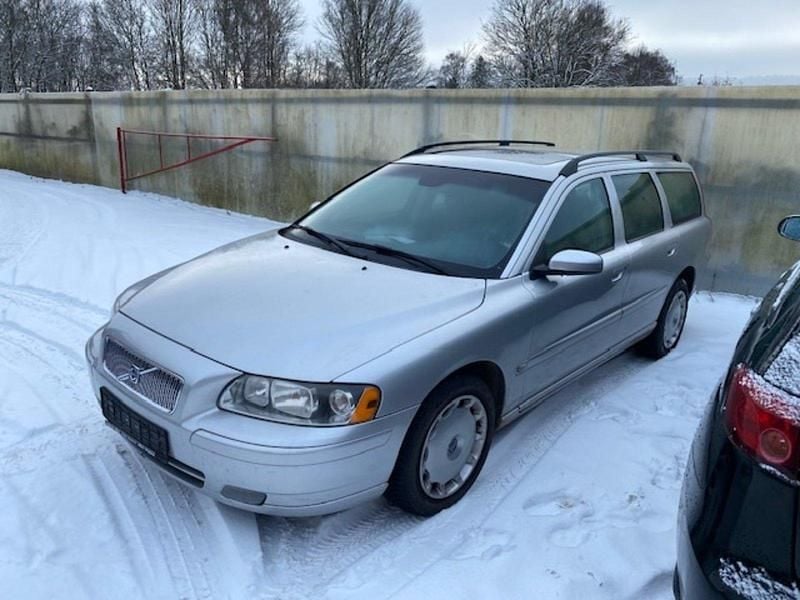 Silber Gebraucht 2005 Volvo V70 Kombi | 2.980 € (Fairer Preis) - Bild 1/4