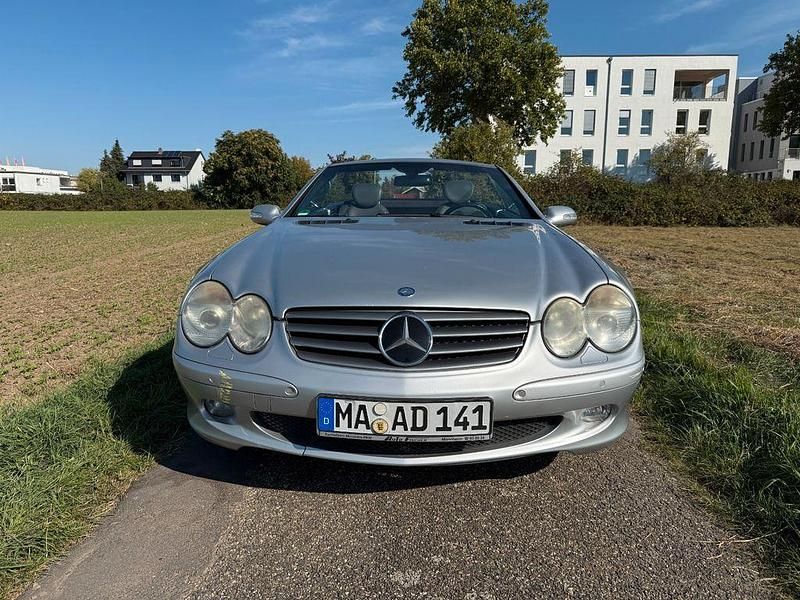 Gebraucht Mercedes SL500 306 PS (225 kW) 2003 Silber Cabrio