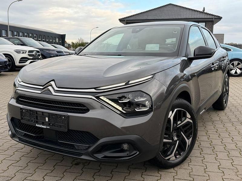 Grau Gebraucht 2021 Citroën C4 Feel SUV | 11.543 € (Guter Preis) - Bild 1/4