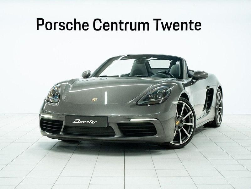 Grau Gebraucht 2017 Porsche 718 Boxster Cabrio | 67.900 € - Bild 1/4