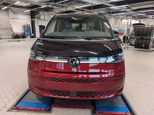Usata VW Multivan Style 150 CV (110 kW) 2024 Rosso Monovolume