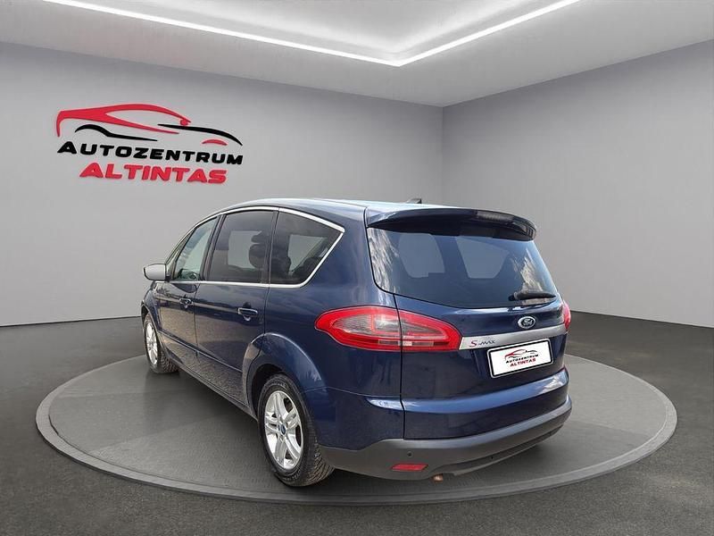 Gebraucht Ford S-MAX Titanium 140 PS (102 kW) 2011 Blau Van / Kleinbus