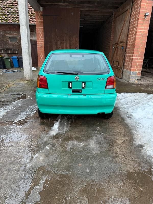 Gebraucht VW Polo 50 PS (36 kW) 1999 Grün Kleinwagen