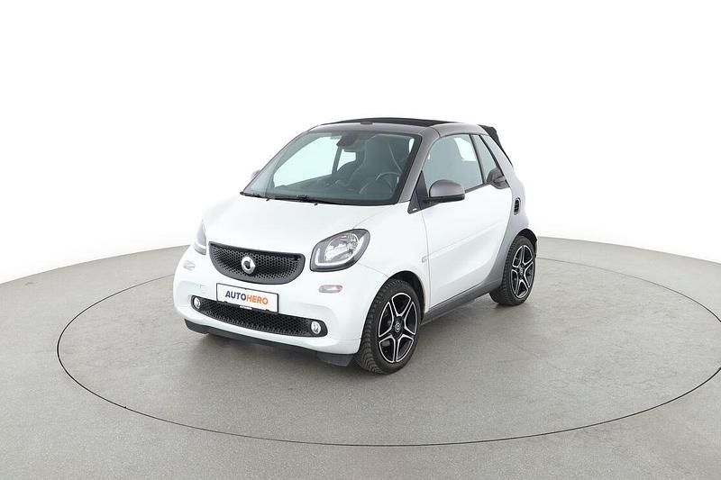 Weiß Gebraucht 2018 Smart ForTwo Cabrio Basis Cabrio | 13.180 € (Fairer Preis) - Bild 1/3