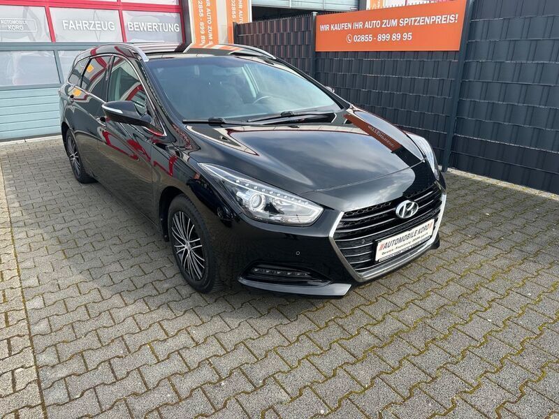 Schwarz Gebraucht 2018 Hyundai i40 Kombi | 12.780 € (Fairer Preis) - Bild 1/4