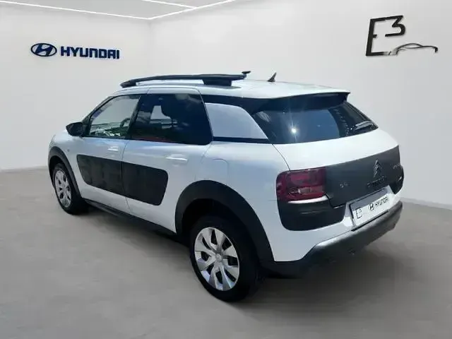 Gebraucht Citroën C4 Cactus Feel 99 PS (72 kW) 2016 Weiss Kleinwagen