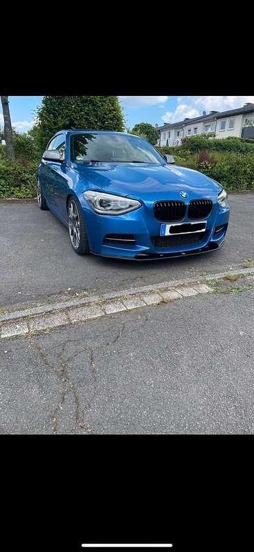 Gebraucht BMW M135 M Performance 320 PS (235 kW) 2013 Blau Kleinwagen