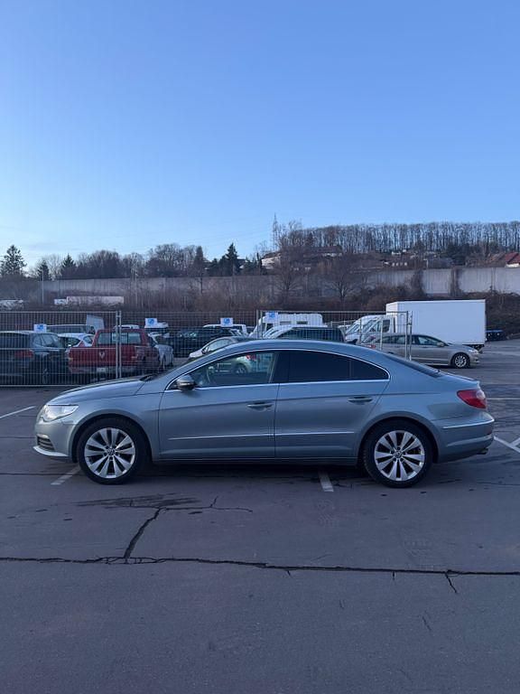 Gebraucht VW Passat 160 PS (117 kW) 2010 Blau Limousine