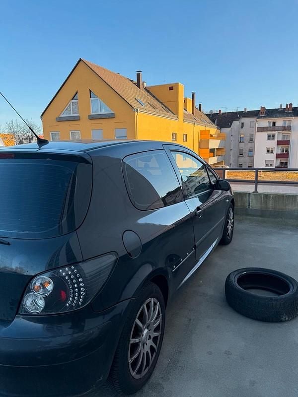 Gebraucht Peugeot 307 110 PS (80 kW) 2003 Schwarz Kleinwagen
