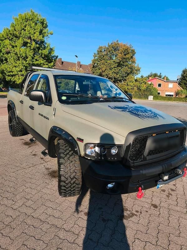 Grün Gebraucht 2005 Dodge Ram Abholung | 13.599 € (Fairer Preis) - Bild 1/4