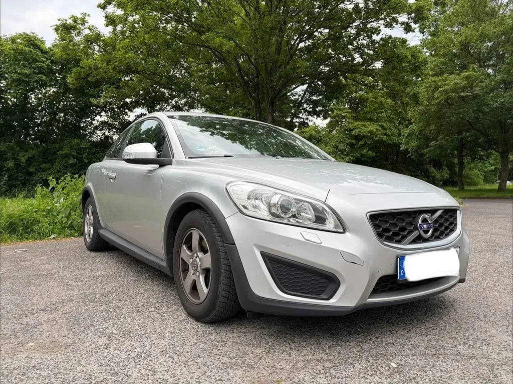 Gebraucht Volvo C30 Kinetic 109 PS (80 kW) 2010 Silber Kleinwagen