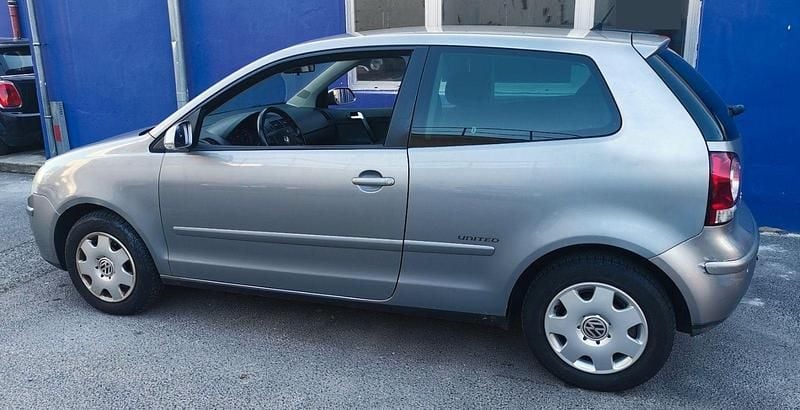 Gebraucht VW Polo United 60 PS (44 kW) 2009 Silber Kleinwagen