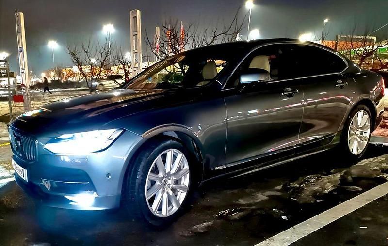 Gebraucht Volvo S90 Inscription 250 PS (183 kW) 2018 Grau Limousine