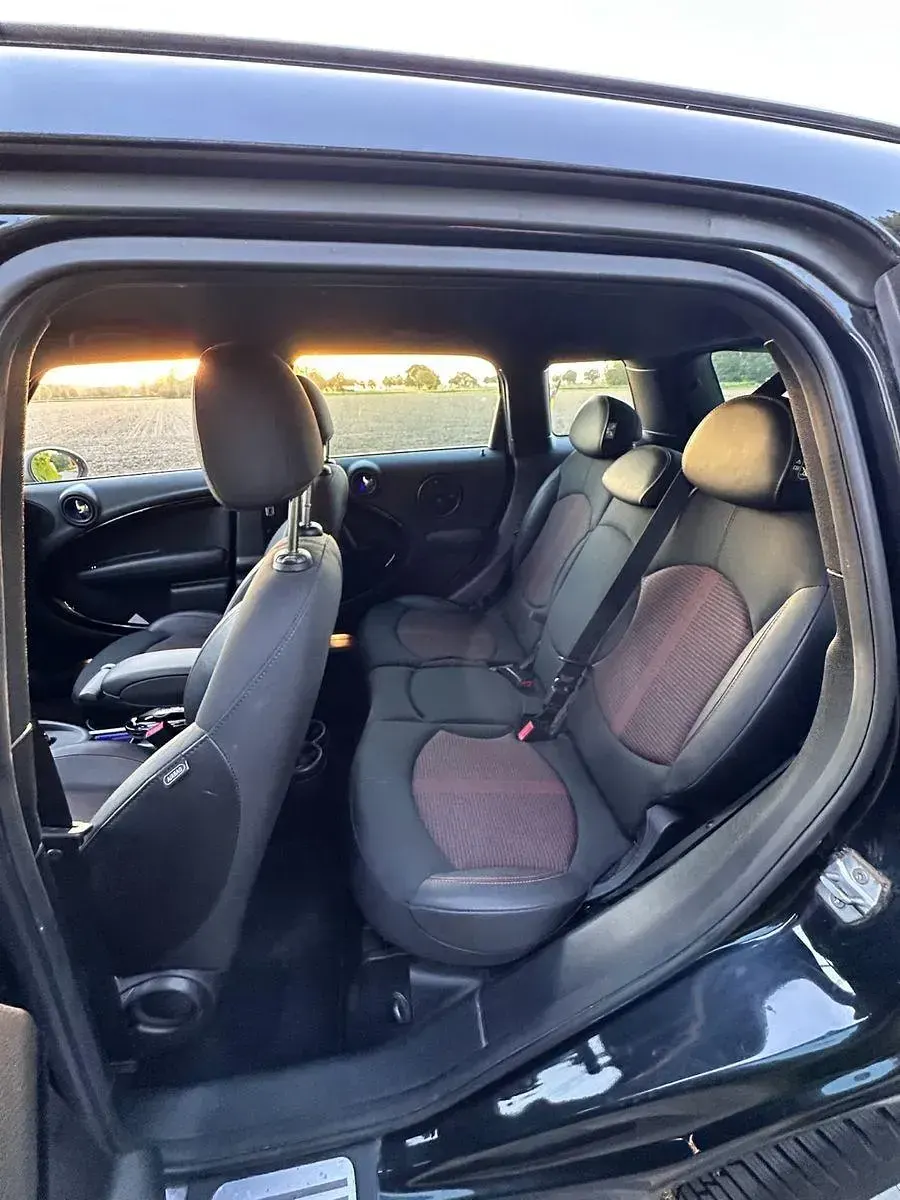 Gebraucht Mini Cooper D 111 PS (81 kW) 2014 Schwarz Kleinwagen
