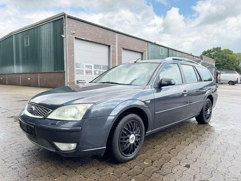 Grau Gebraucht 2006 Ford Mondeo Ghia Kombi | 3.250 € (Etwas zu teuer) - Bild 1/4