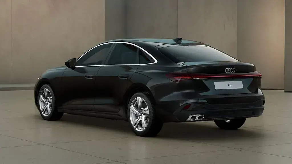 Gebraucht Audi A5 Performance 204 PS (150 kW) 2025 Mythosschwarz metallic Limousine