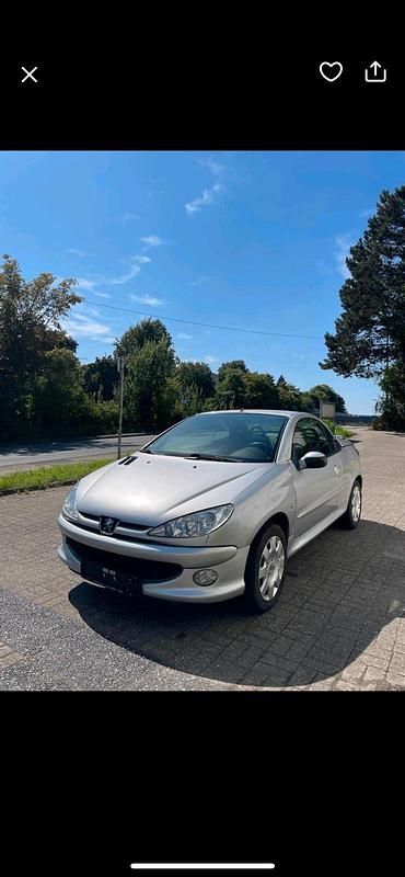 Silber Gebraucht 2005 Peugeot 206 CC Cabrio | 800 € (Superpreis) - Bild 1/3