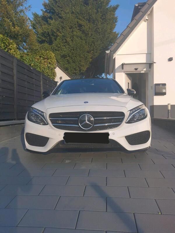Weiß Gebraucht 2017 Mercedes C400 AMG Limousine | 28.500 € (Fairer Preis) - Bild 1/4