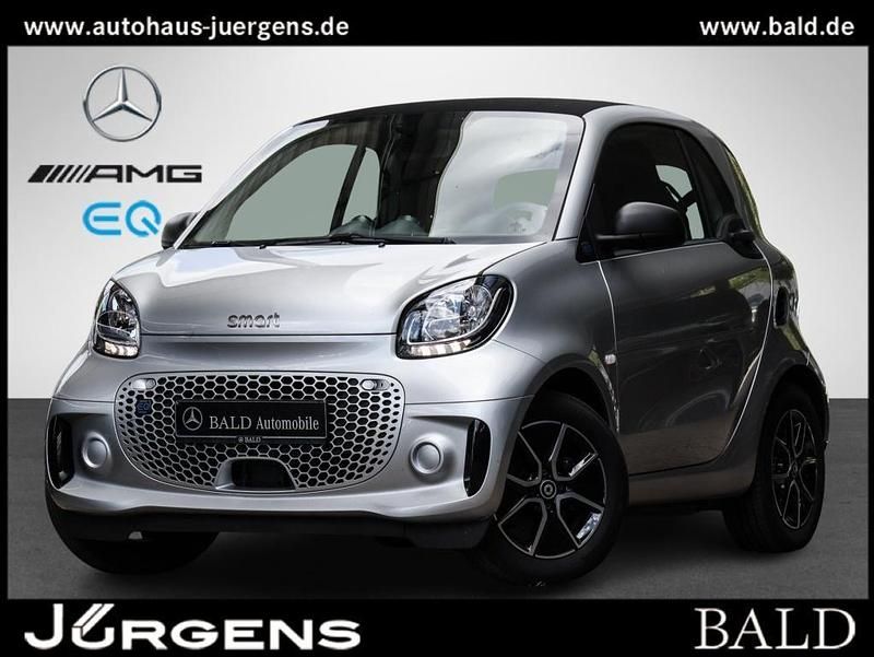 Bodypanels in cool silver (met Gebraucht 2022 Smart ForTwo Electric Drive Coupé | 8.150 € (Guter Preis) - Bild 1/2