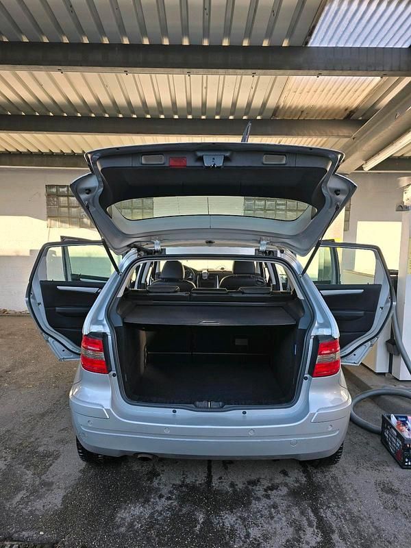 Gebraucht Mercedes 170 116 PS (85 kW) 2006 Silber Kleinwagen