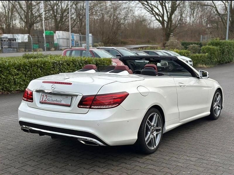 Gebraucht Mercedes E250 AMG 211 PS (155 kW) 2013 Weiß Cabrio