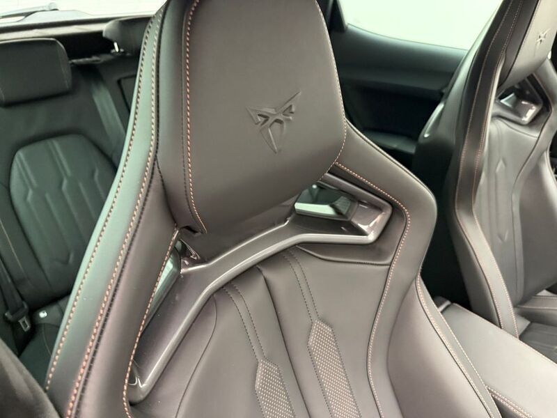 Gebraucht Cupra Formentor VZ 390 PS (286 kW) 2024 Black metallic SUV