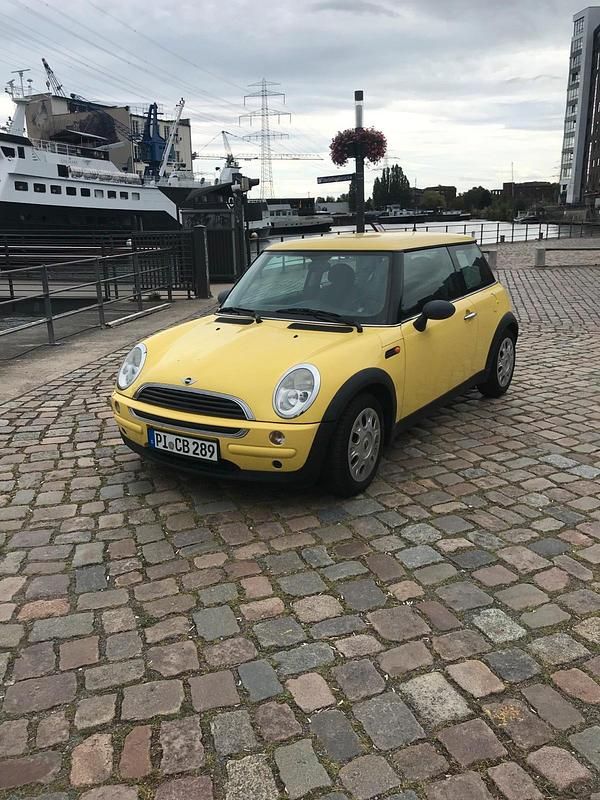 Gelb Gebraucht 2005 Mini Cooper Kleinwagen | 4.500 € (Superpreis) - Bild 1/4