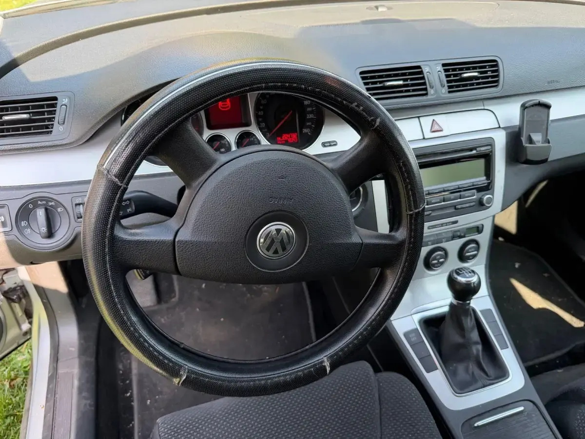 Gebraucht VW Passat Comfortline 160 PS (117 kW) 2009 Silber Kombi