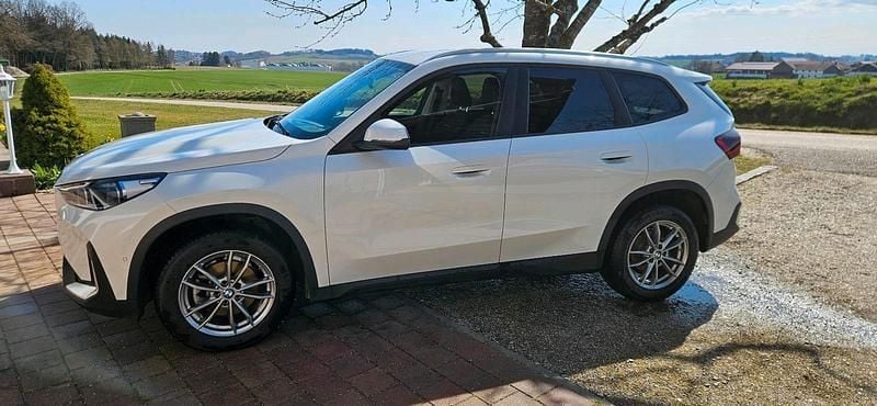 Gebraucht BMW X1 136 PS (100 kW) 2024 Weiß SUV