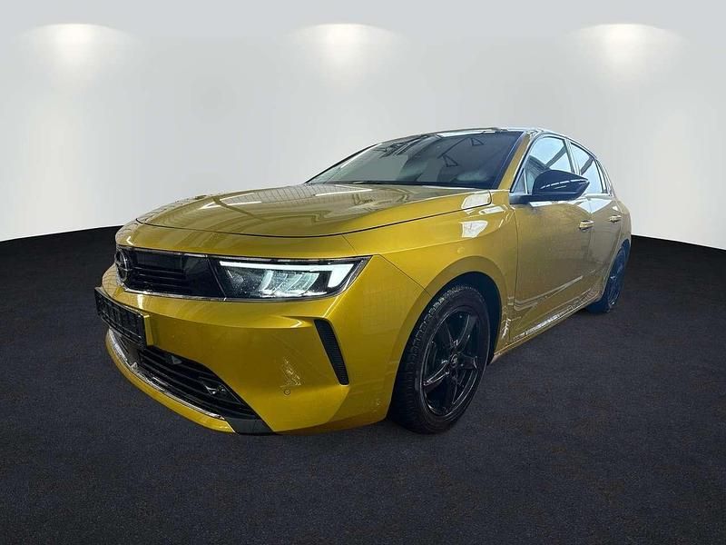 Gebraucht Opel Astra Elegance 110 PS (80 kW) 2022 Kult gelb Limousine