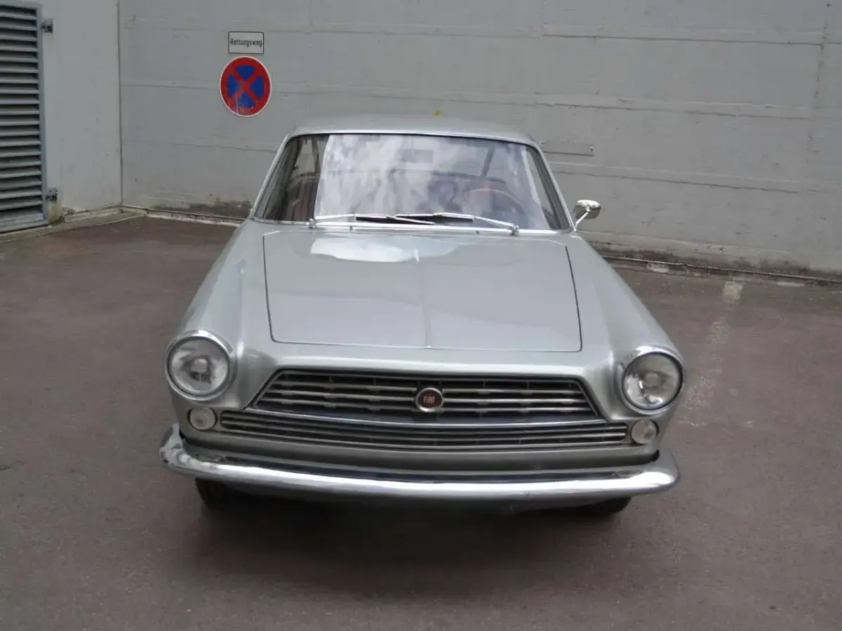 Gebraucht Fiat 2300 S 152 PS (111 kW) 1968 Grau Coupé