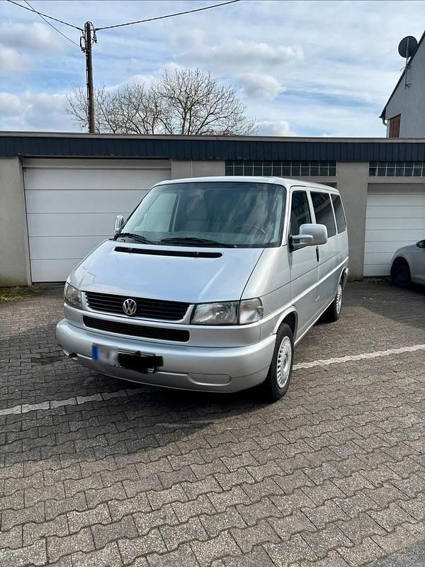 Gebraucht VW Transporter 116 PS (85 kW) 2002 Silber Van