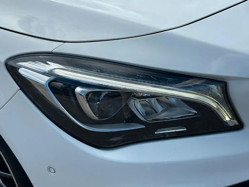 Gebraucht Mercedes CLA250 AMG line 211 PS (155 kW) 2018 Weiß Limousine