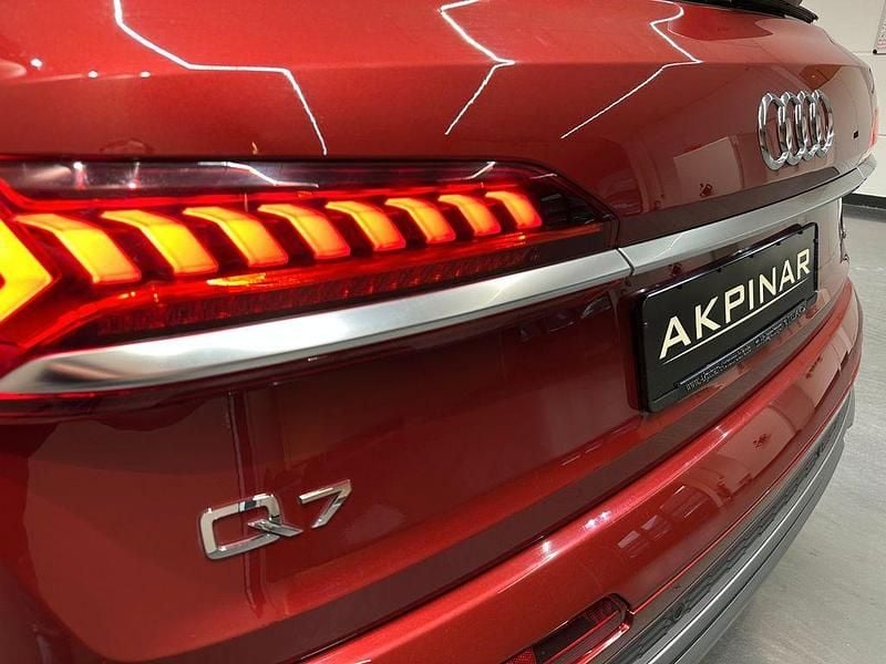 Gebraucht Audi Q7 S-Line 286 PS (210 kW) 2021 Matadorrot SUV
