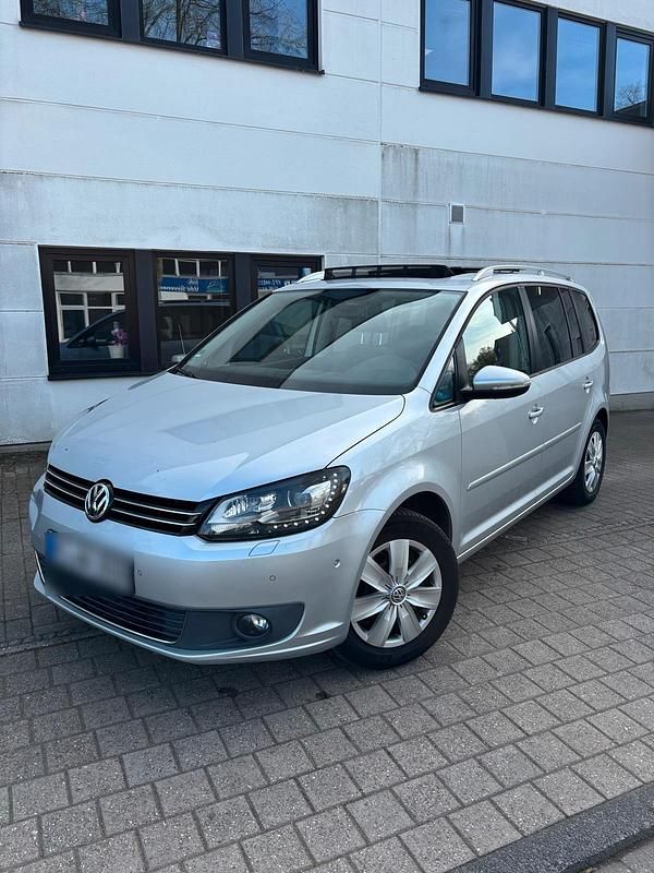 Gebraucht VW Touran 160 PS (117 kW) 2012 Silber Van / Kleinbus