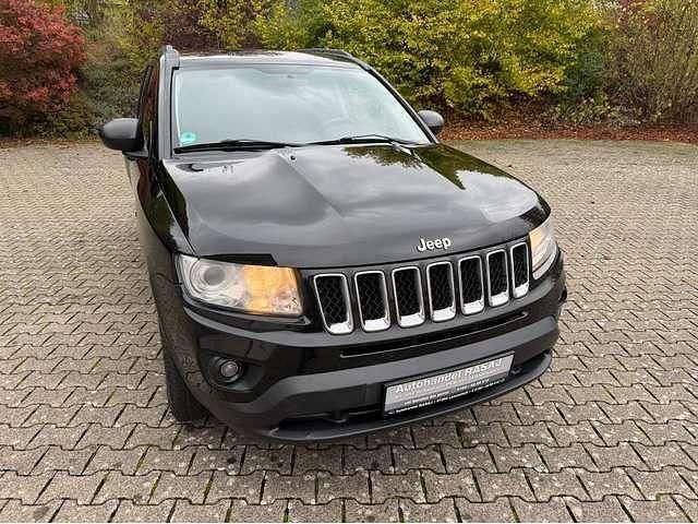 Schwarz Gebraucht 2013 Jeep Compass Sport SUV | 4.999 € - Bild 1/4