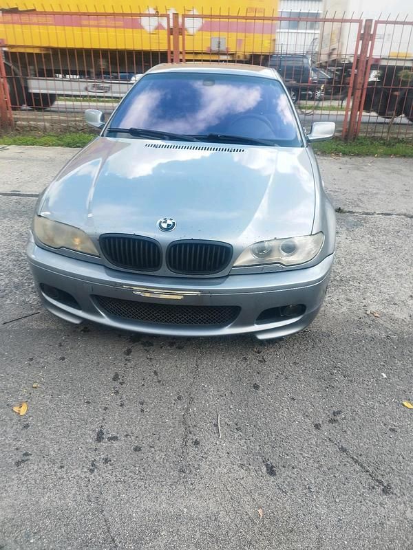 Grau Gebraucht 2004 BMW 330 M Sport Coupé | 6.500 € (Superpreis) - Bild 1/4