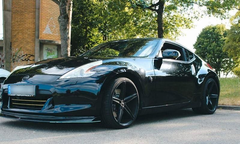 Schwarz Gebraucht 2009 Nissan 370Z Coupé | 18.000 € (Teuer) - Bild 1/4