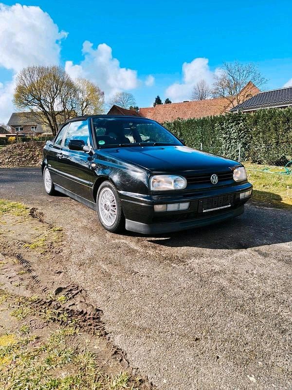 Gebraucht VW Golf Cabriolet 75 PS (55 kW) 1997 Schwarz Cabrio