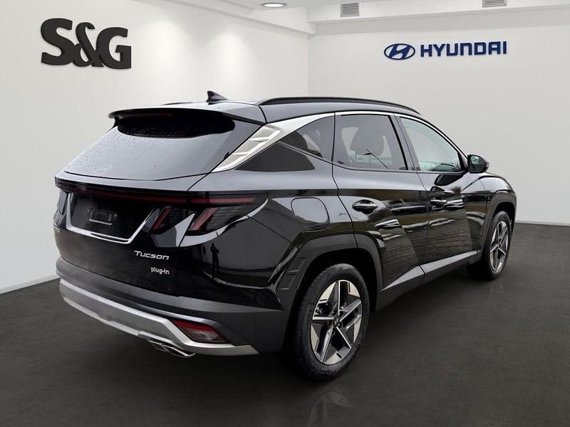 Neu Hyundai Tucson Trend 252 PS (185 kW) 2026 Met (schwarz SUV