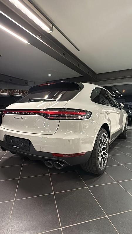 Gebraucht Porsche Macan S 354 PS (260 kW) 2021 Grau SUV