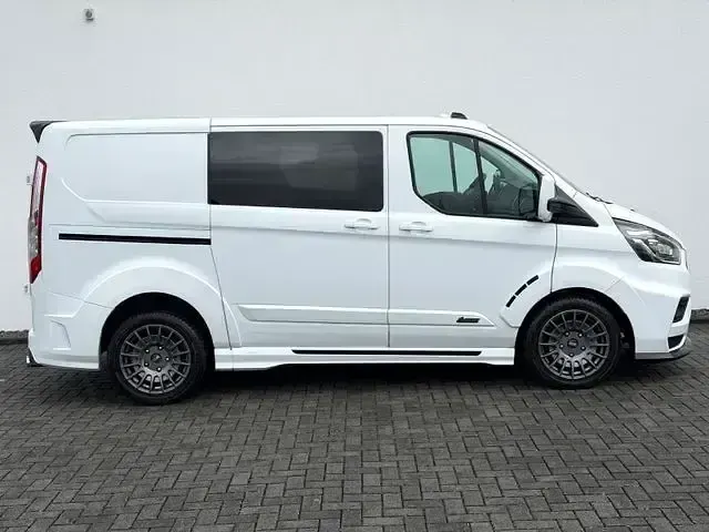 Używany Ford Transit Titanium 185 KM (136 kW) 2021 Biały Minivan