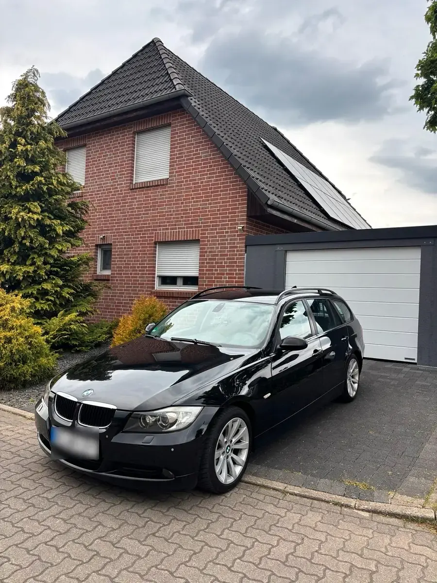 Second-hand BMW 320 163 CP (119 kW) 2007 Negru Break