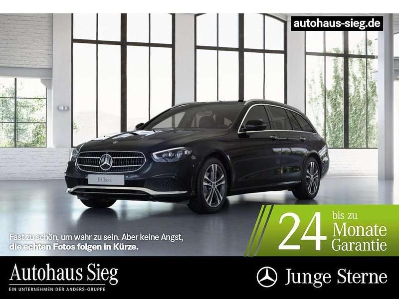 Obsidianschwarz Gebraucht 2021 Mercedes E220 Avantgarde Kombi | 31.864 € (Fairer Preis) - Bild 1/3