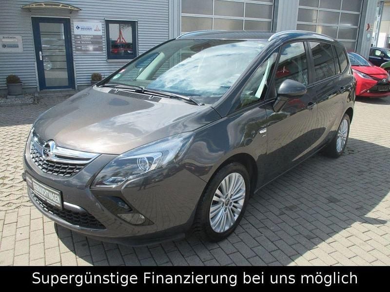 Grau Gebraucht 2016 Opel Zafira drive Van / Kleinbus | 12.990 € (Guter Preis) - Bild 1/4