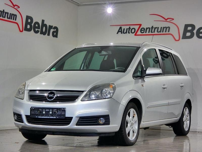 Gebraucht Opel Zafira Edition 150 PS (110 kW) 2007 Starsilber iii m2 Van / Kleinbus