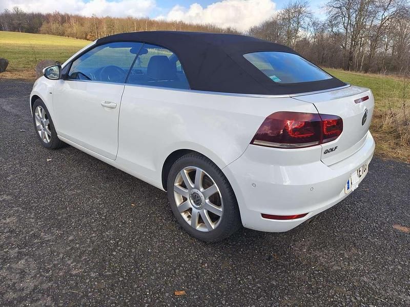 Gebraucht VW Golf Cabriolet 122 PS (89 kW) 2014 Weiß Cabrio