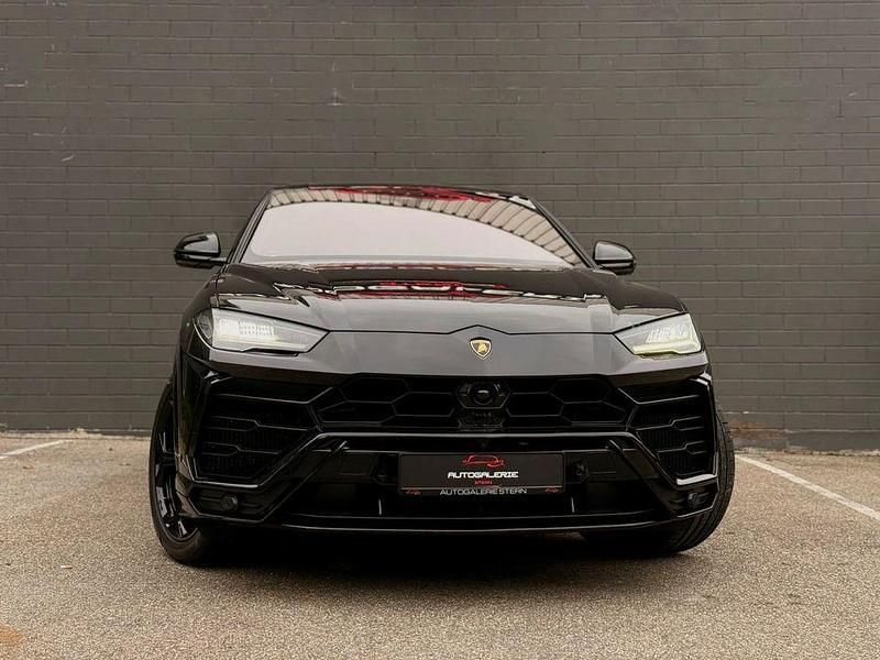 Schwarz Gebraucht 2019 Lamborghini Urus SUV | 178.999 € - Bild 1/4