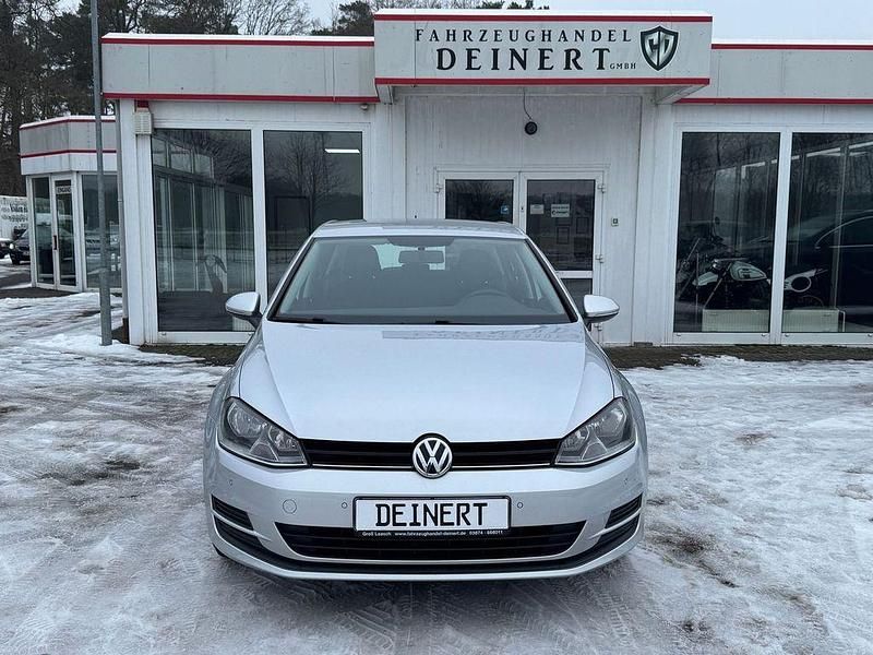 Gebraucht VW Golf VII 110 PS (80 kW) 2016 Silber Limousine
